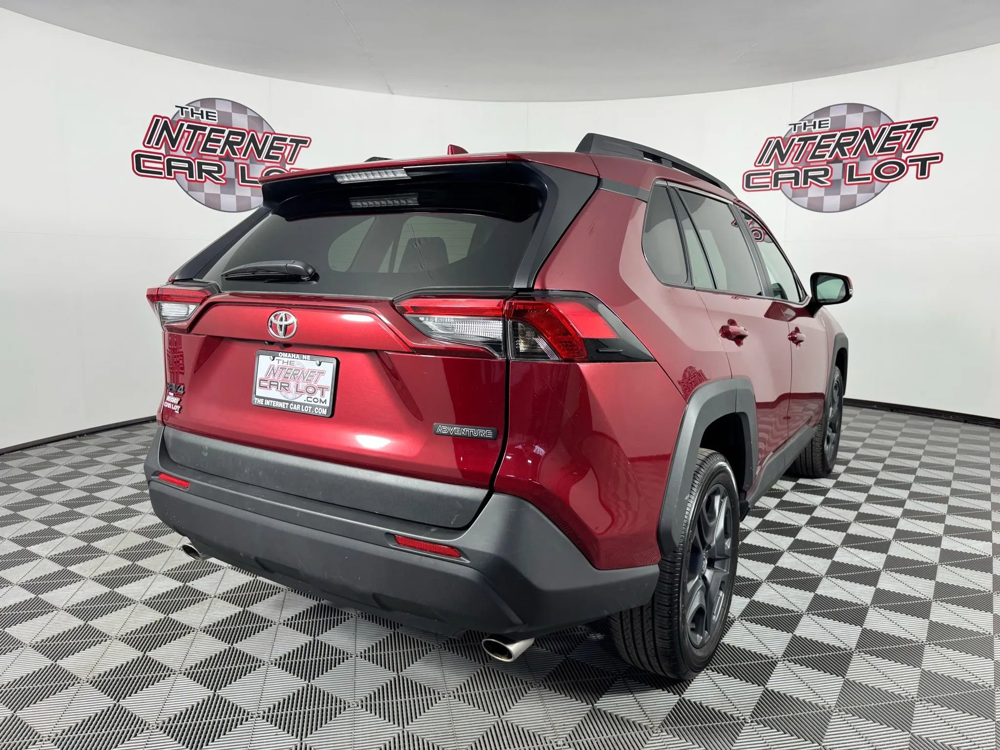 Used 2024 Toyota RAV4 Adventure AWD/4WD image 7