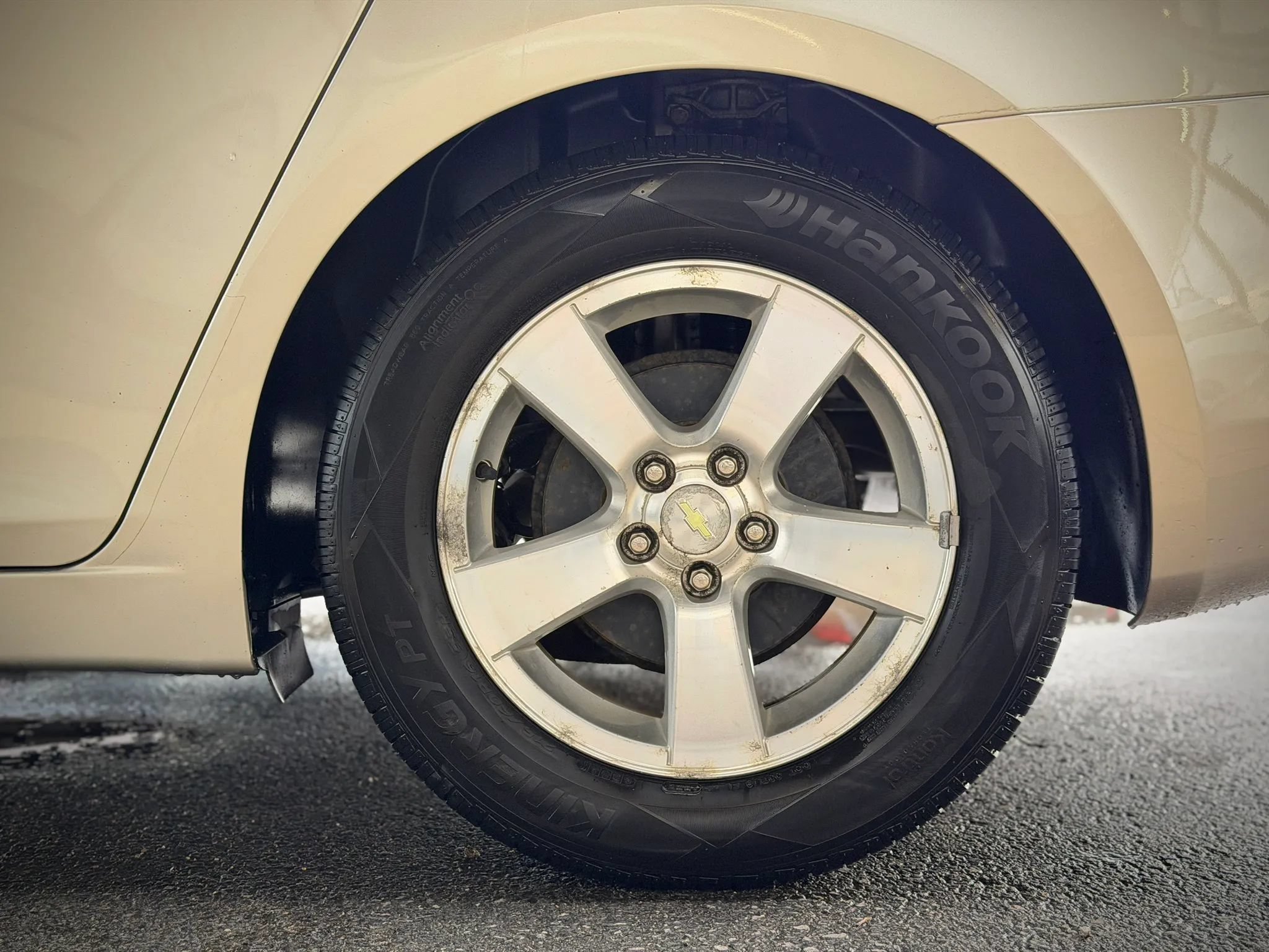 Used 2013 Chevrolet Cruze LT FWD image 23
