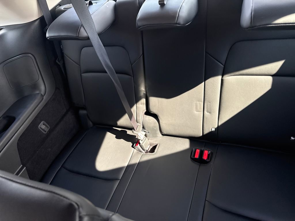 Used 2024 Nissan Pathfinder SL FWD image 30