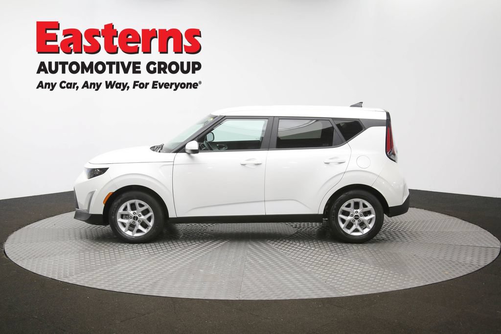Used 2024 Kia Soul LX w/ Option Group 015 FWD image 59