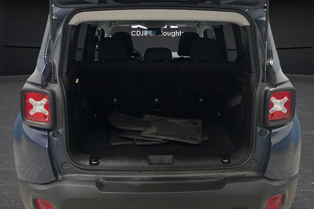 Used 2022 Jeep Renegade Latitude AWD/4WD image 26