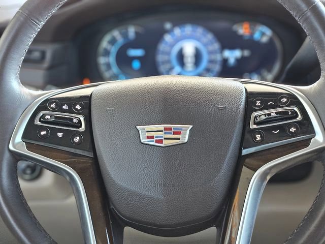 Used 2017 Cadillac Escalade Luxury image 16