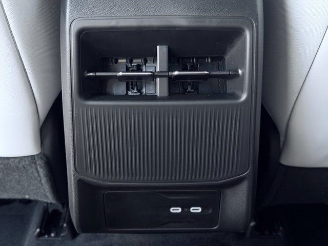 New 2026 Jeep Cherokee Limited AWD/4WD image 23