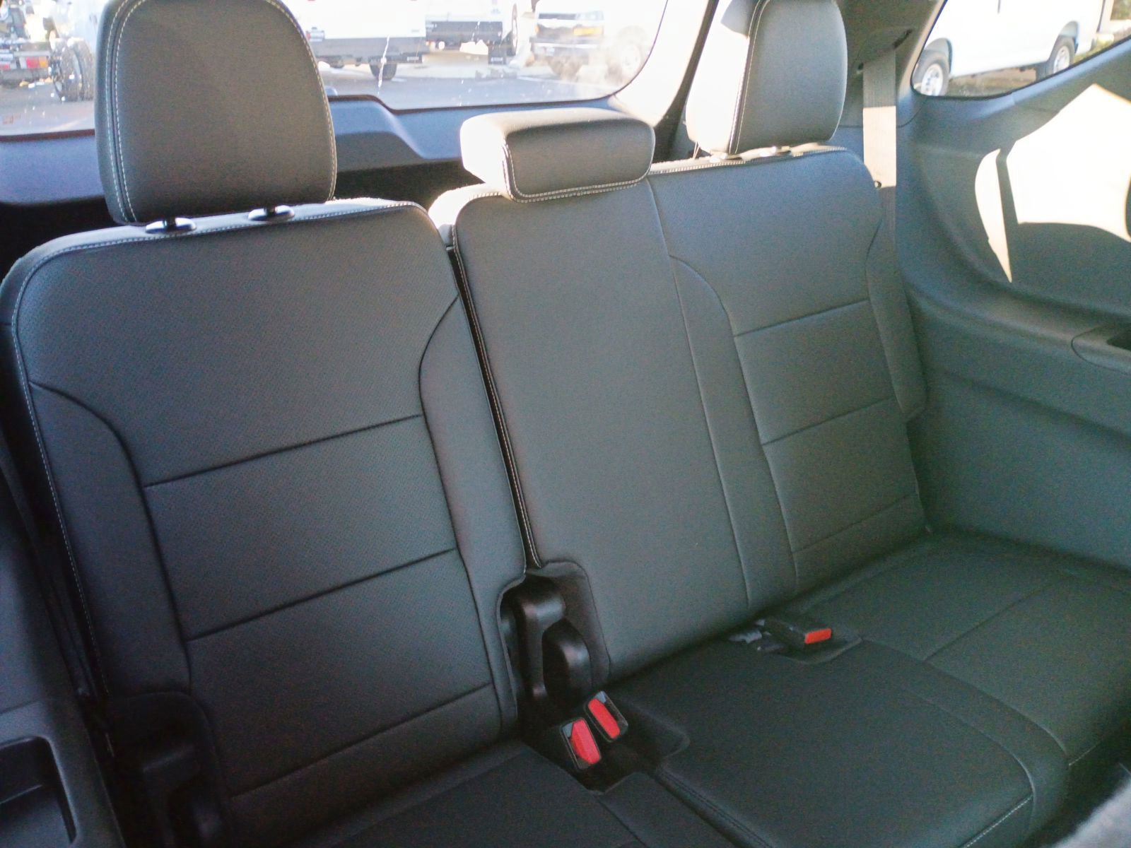 New 2026 Chevrolet Traverse LT w/ Midnight/Sport Edition image 23