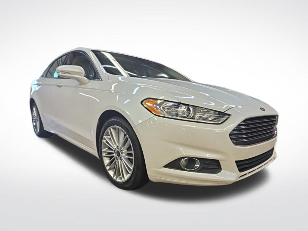 Used 2016 Ford Fusion SE w/ Equipment Group 202A FWD image 7