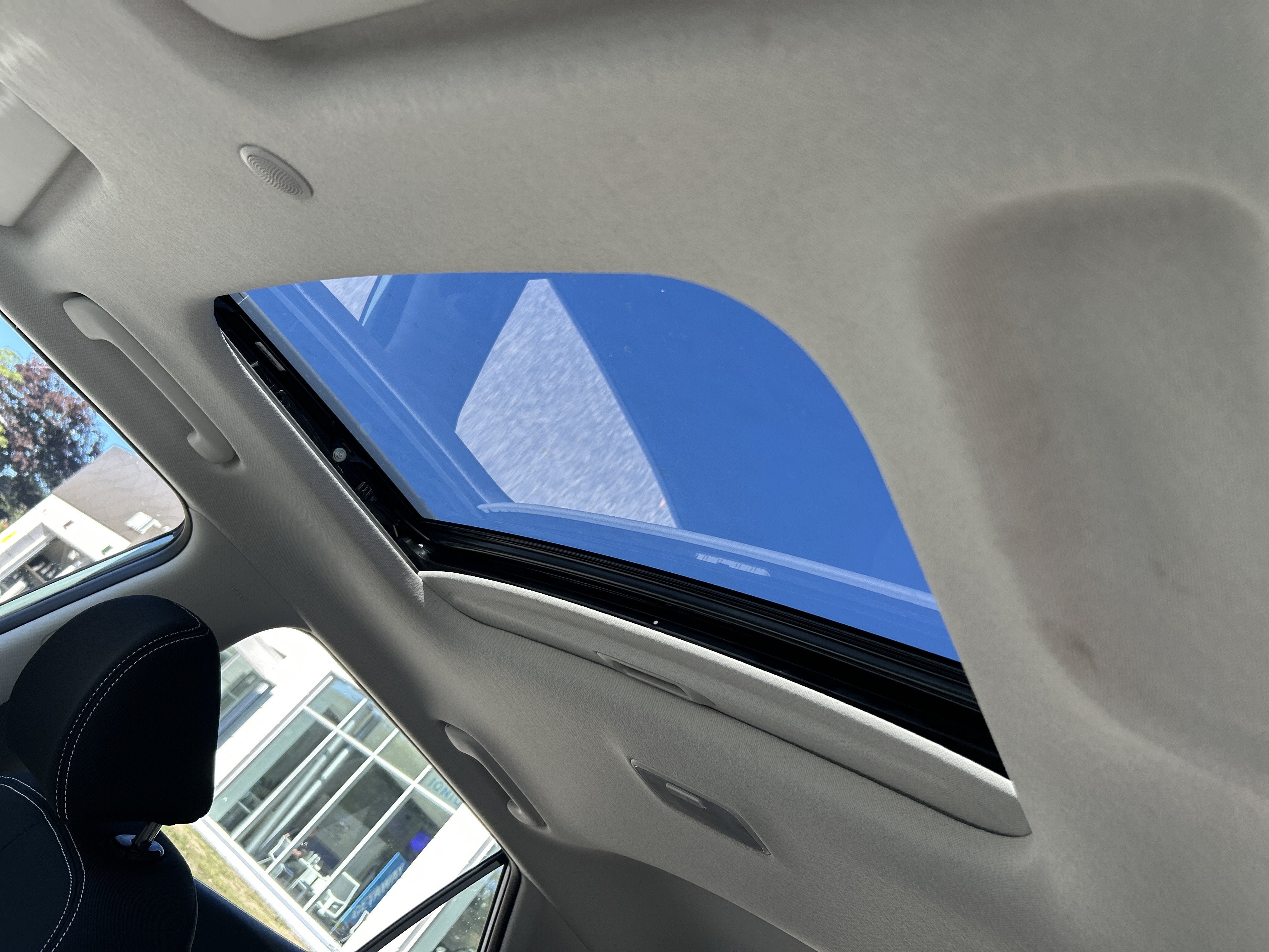 New 2026 Hyundai Venue SEL FWD image 26
