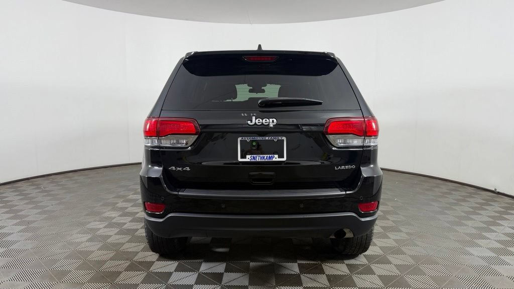Used 2021 Jeep Grand Cherokee Laredo AWD/4WD image 7