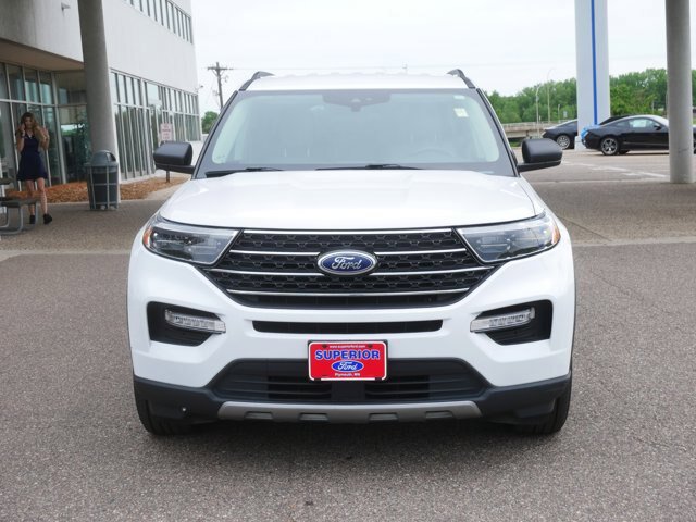 Certified 2024 Ford Explorer XLT w/ Equipment Group 202A AWD/4WD image 2