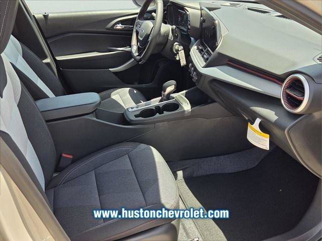 New 2026 Chevrolet Trax RS w/ Driver Confidence Package FWD image 17