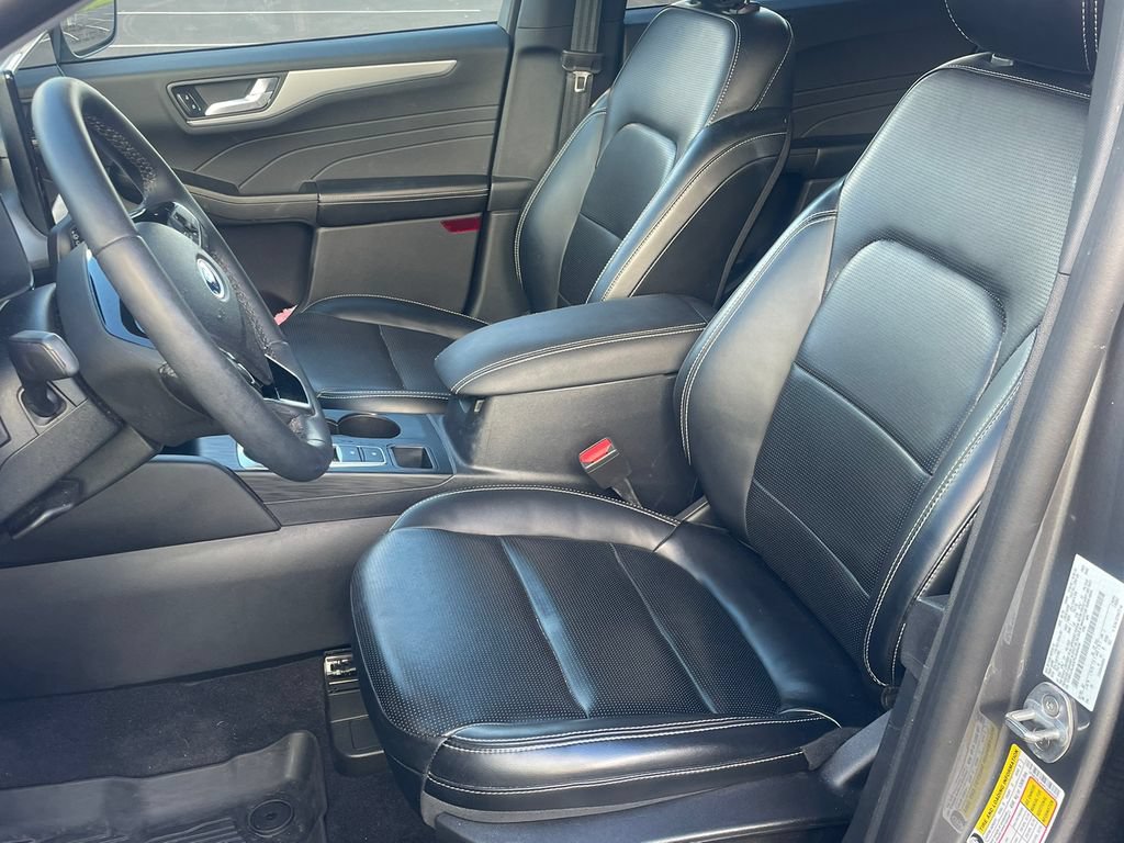 Used 2023 Ford Escape Platinum AWD/4WD image 15