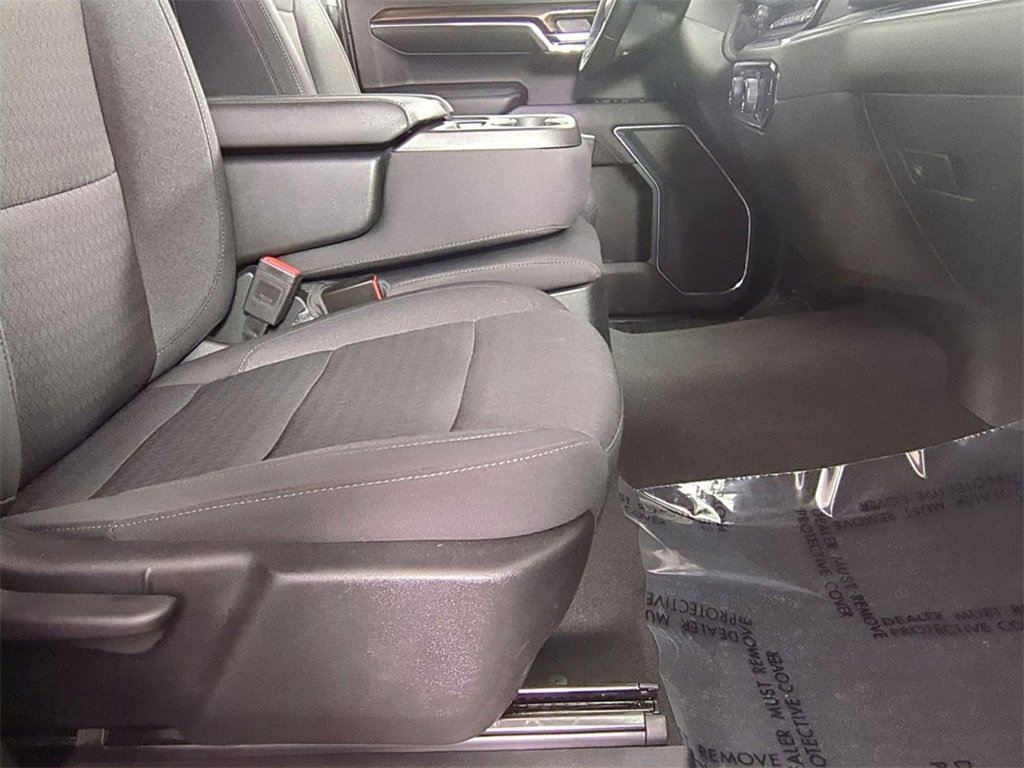 Certified 2024 Chevrolet Silverado 1500 LT image 28