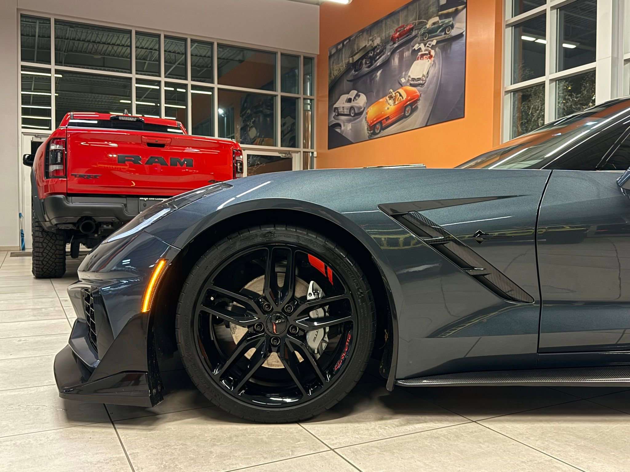 Used 2019 Chevrolet Corvette Stingray Coupe w/ Carbon Flash Badge Package image 9