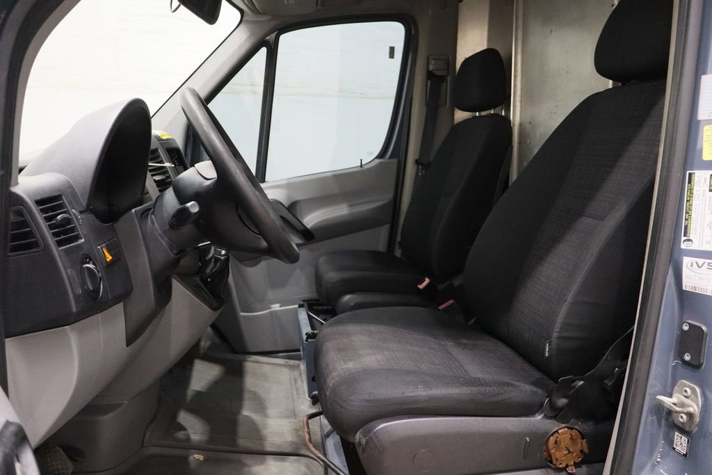 Used 2018 Mercedes-Benz Sprinter 2500 image 13