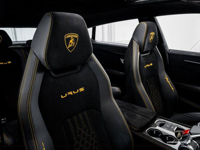 Used 2024 Lamborghini Urus Performante AWD/4WD image 48