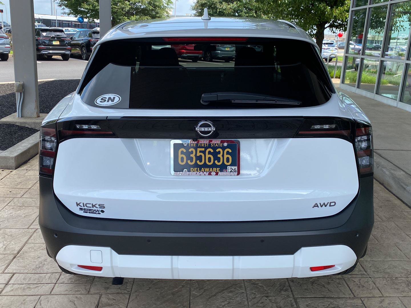 Certified 2025 Nissan Kicks SV AWD/4WD image 7