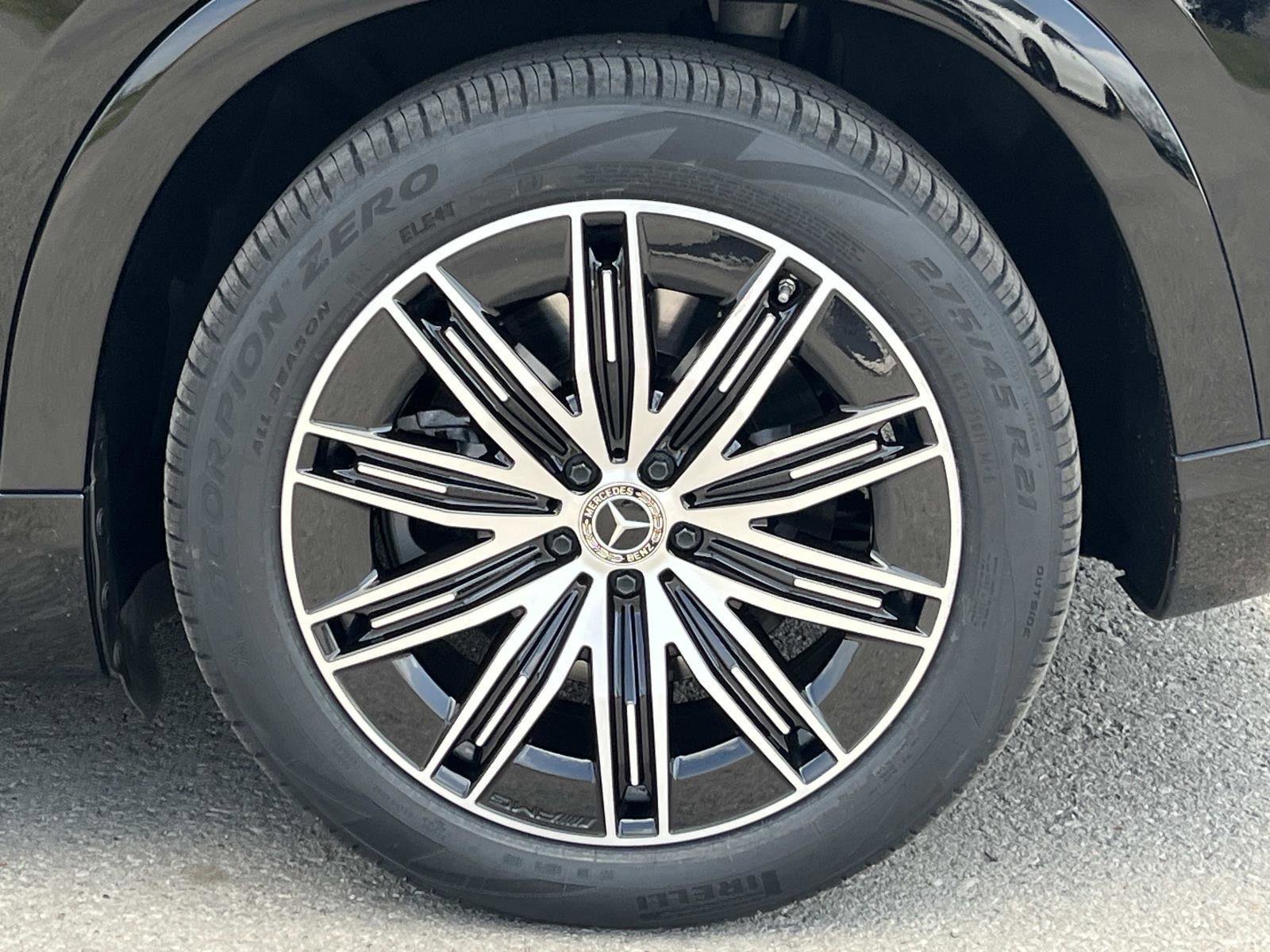 Certified 2023 Mercedes-Benz EQS 580 4MATIC SUV image 13