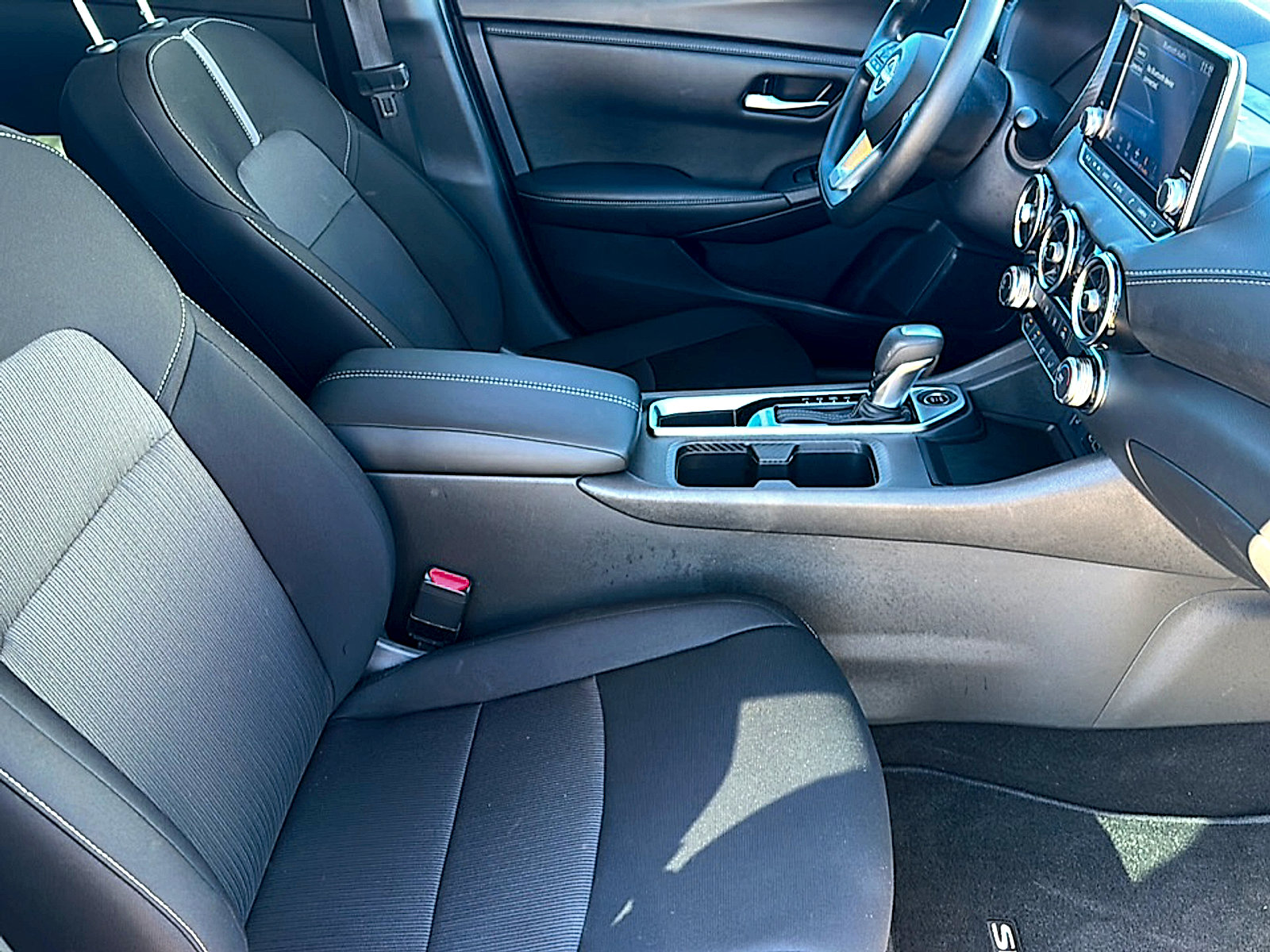 Used 2024 Nissan Sentra SV image 23