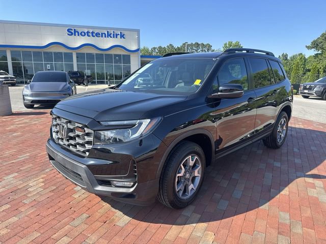 Certified 2023 Honda Passport TrailSport image 1