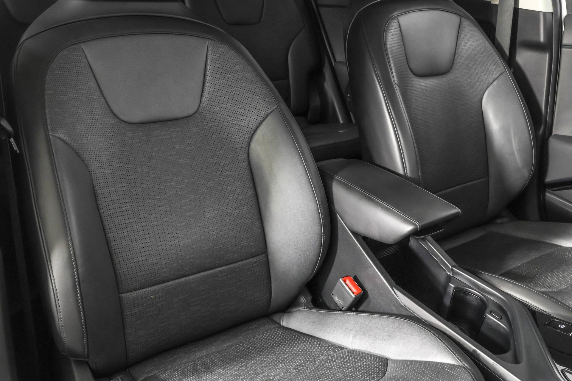 Used 2023 Kia Niro Wave w/ Wave Preserve Package image 48