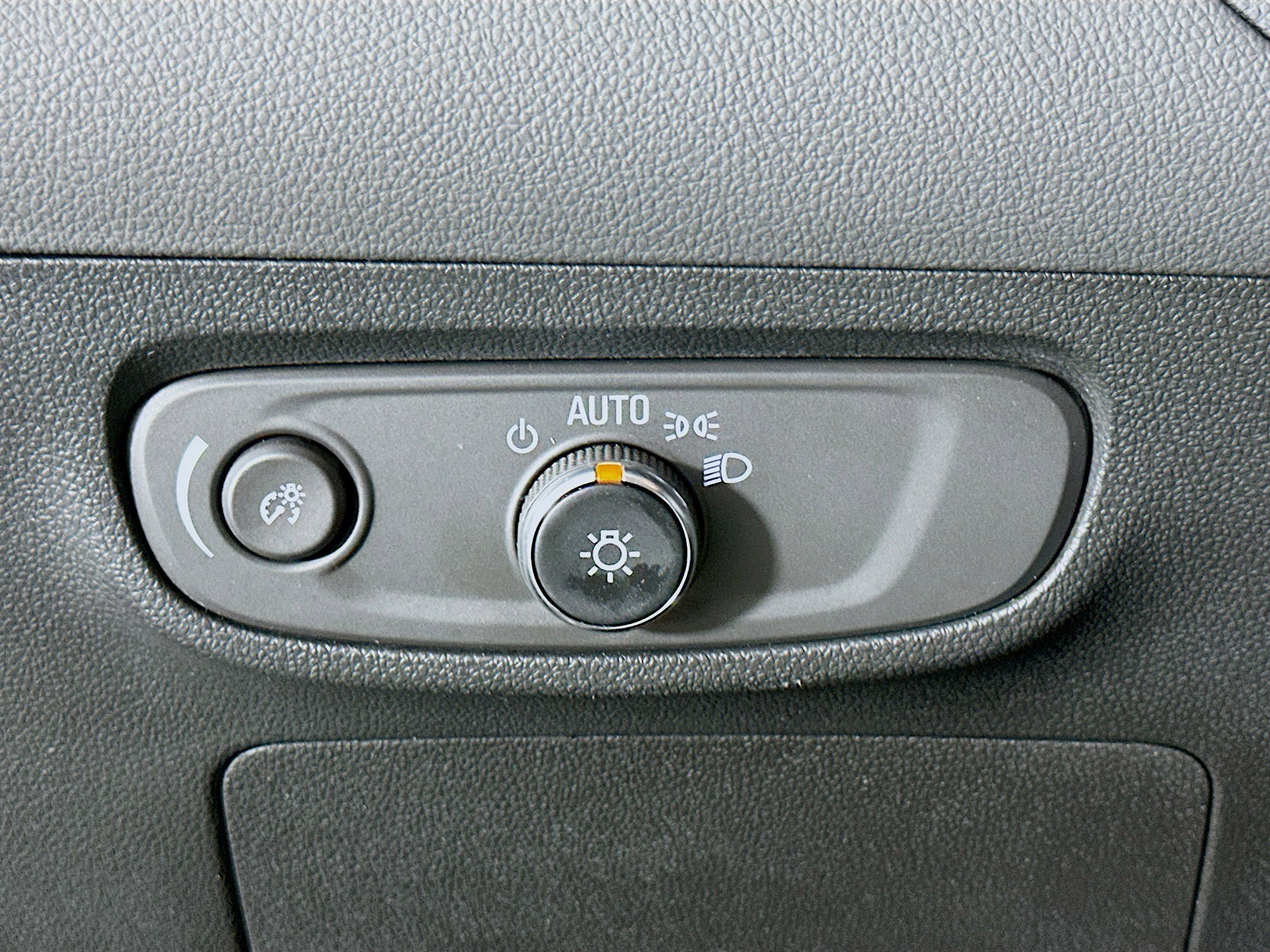 Used 2025 Buick Encore GX Preferred image 17