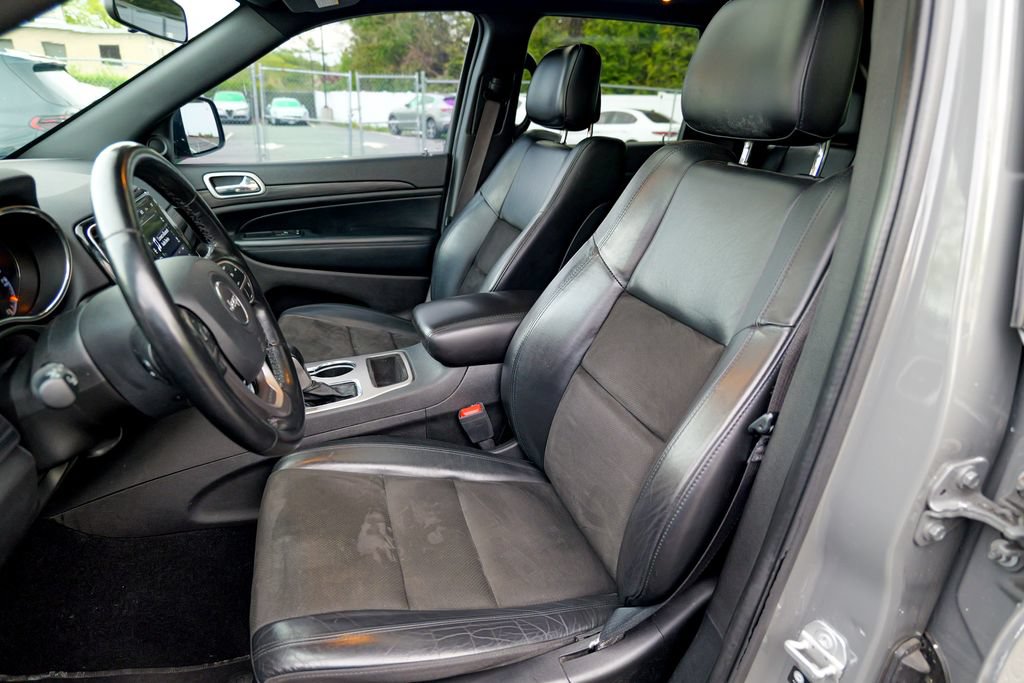 Used 2021 Jeep Grand Cherokee Laredo X AWD/4WD image 22