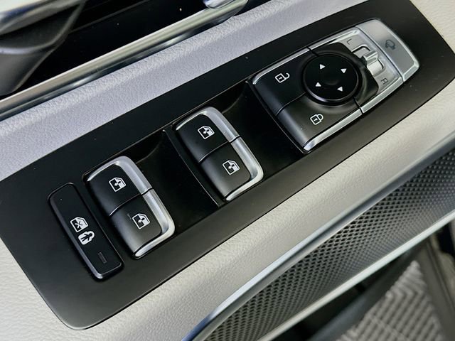 Used 2022 Kia Telluride SX w/ Nightfall Edition Package image 21