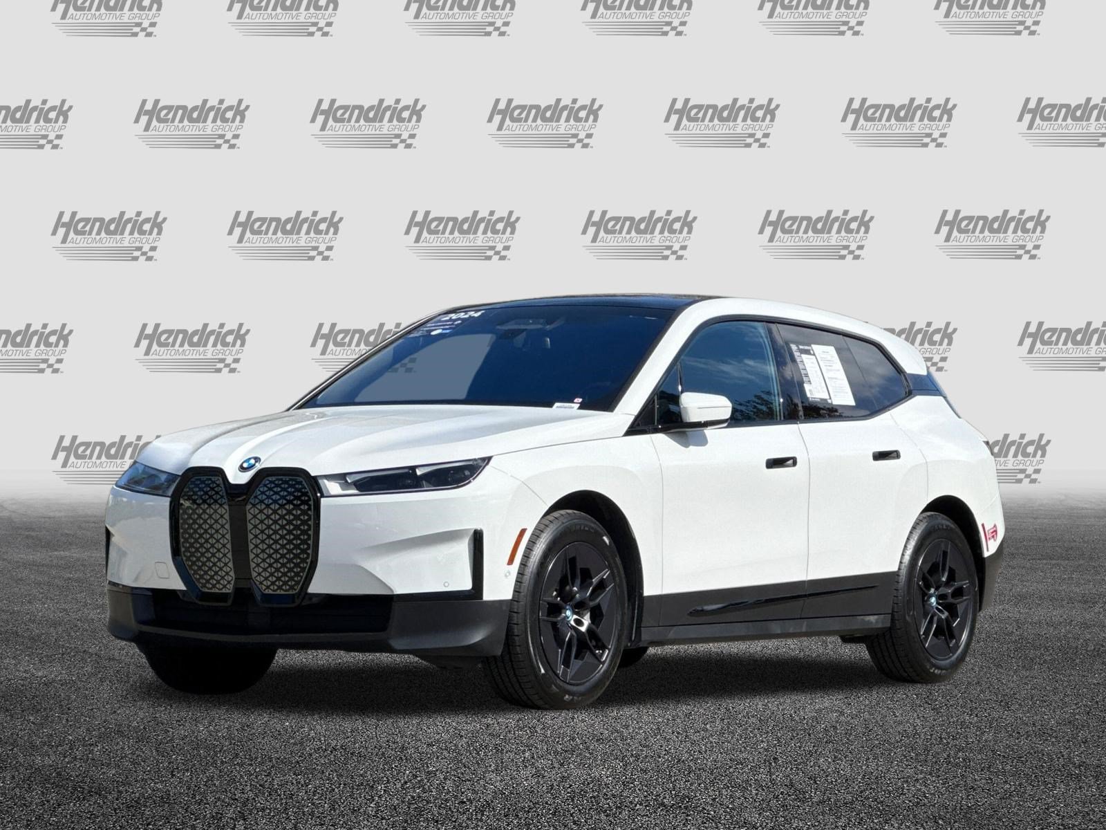Certified 2024 BMW iX xDrive50 AWD/4WD image 9