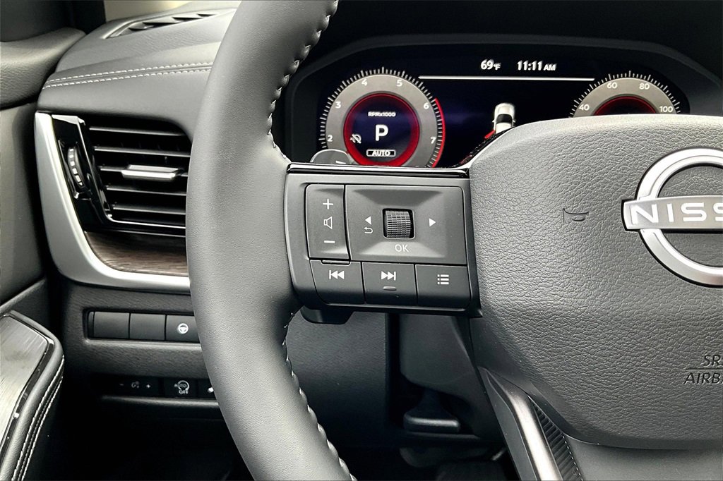 New 2026 Nissan Rogue Platinum image 19
