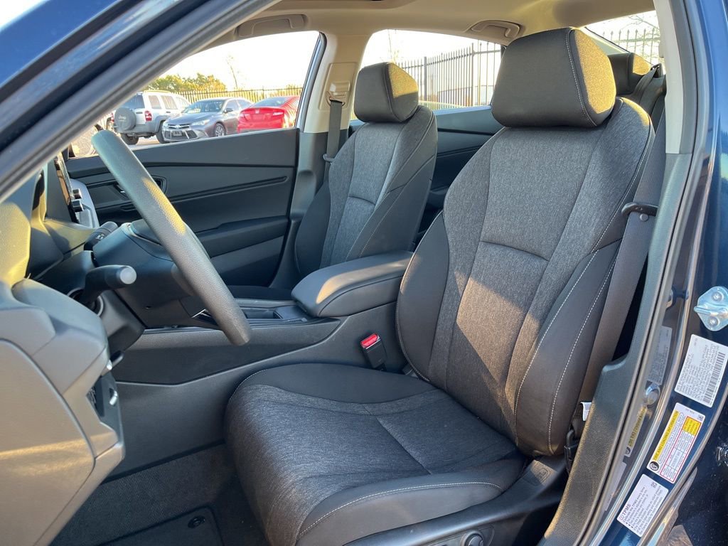 Certified 2025 Honda Accord SE image 24