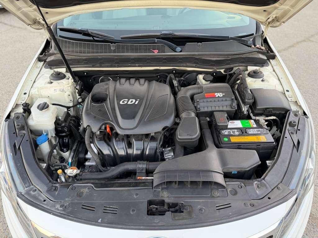 Used 2011 Kia Optima LX image 22