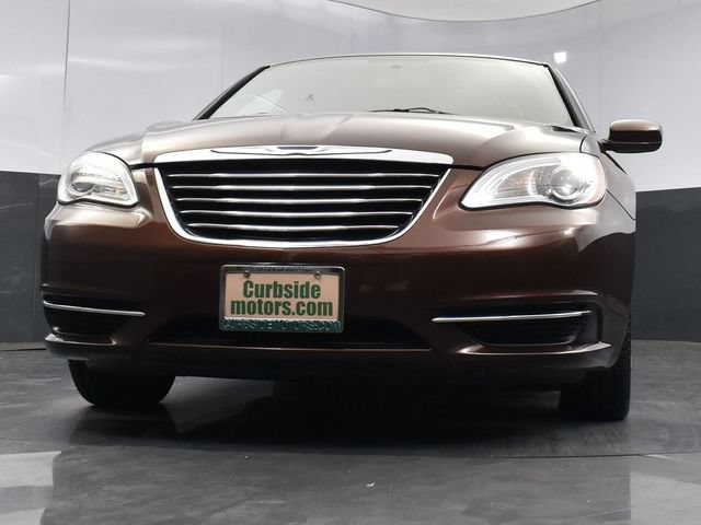 Used 2013 Chrysler 200 Touring FWD image 29