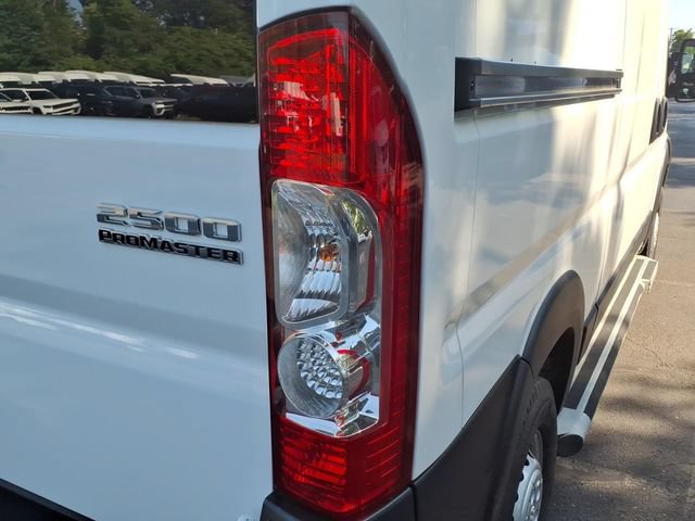 Used 2025 RAM ProMaster 2500 w/ U-Haul Equipment Group FWD image 16