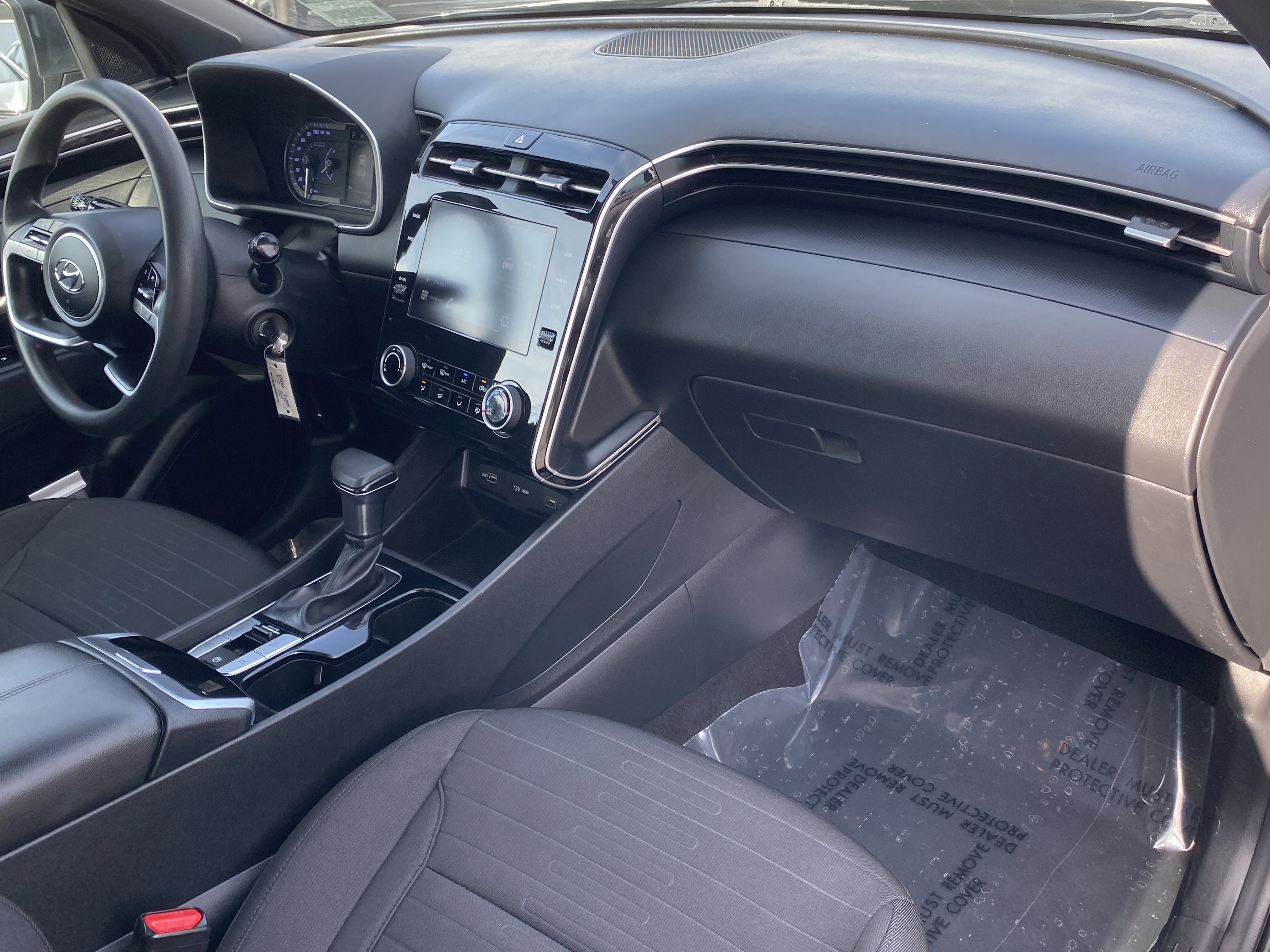 Used 2023 Hyundai Santa Cruz SE image 10