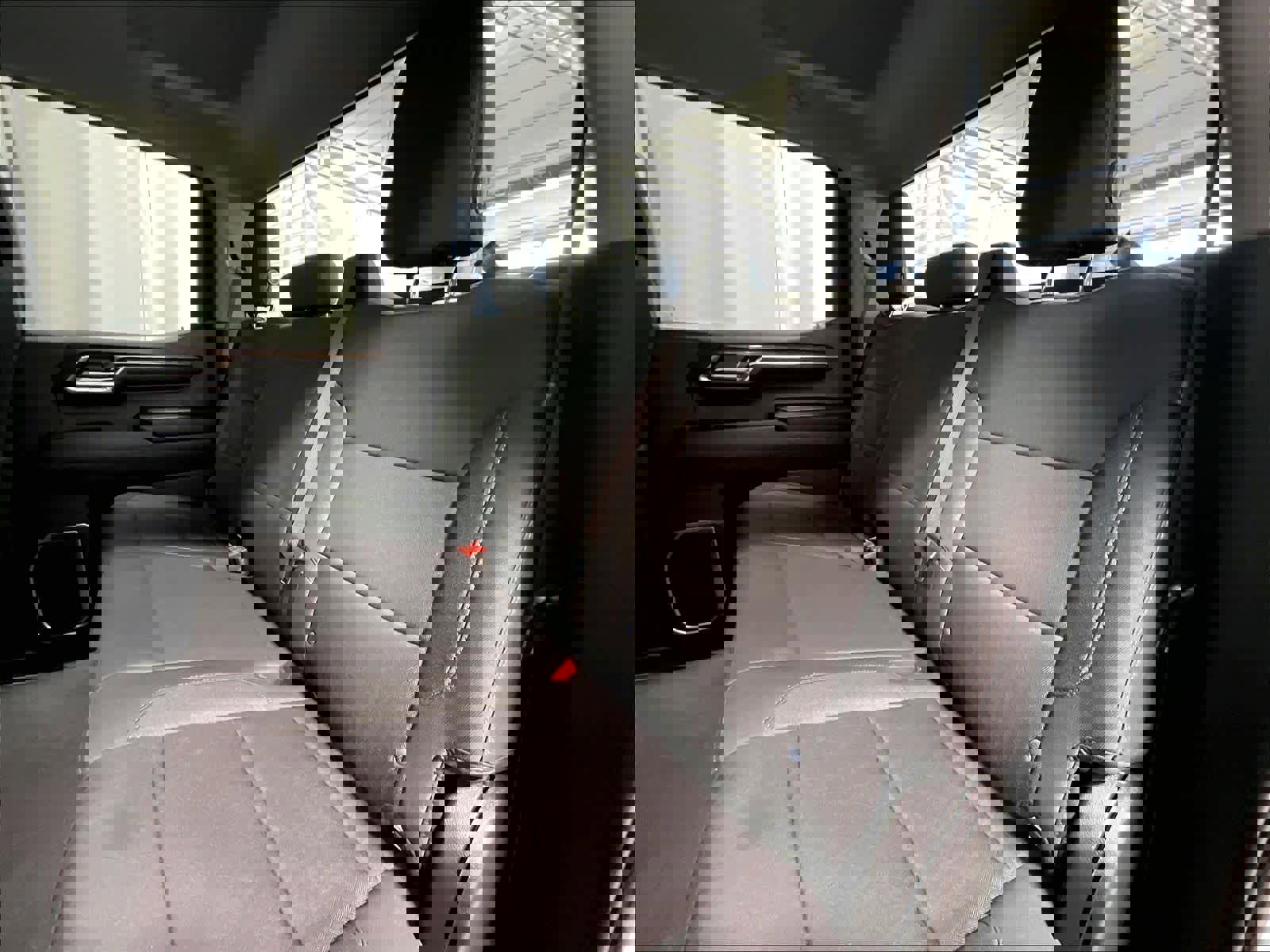 Used 2023 Chevrolet Silverado 1500 LT image 15