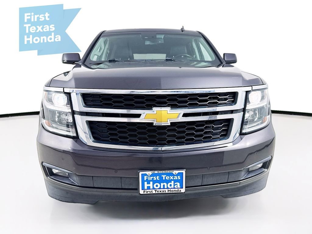 Used 2015 Chevrolet Suburban LT w/ Luxury Package image 2