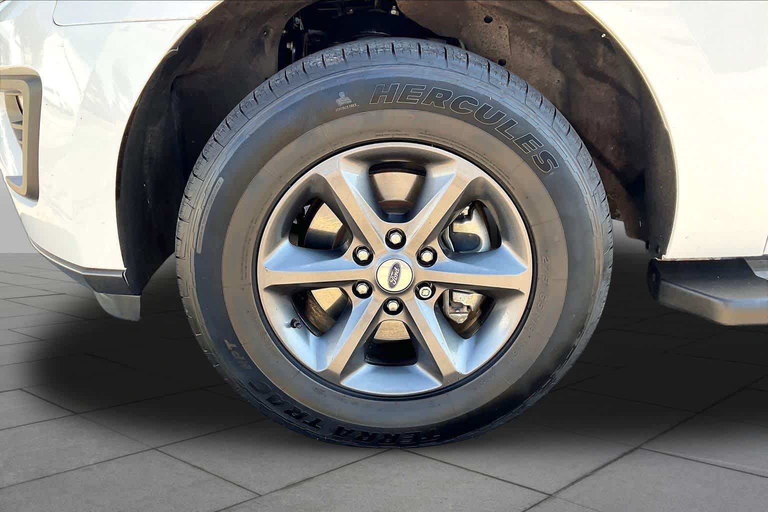 Used 2021 Ford Expedition XLT AWD/4WD image 11