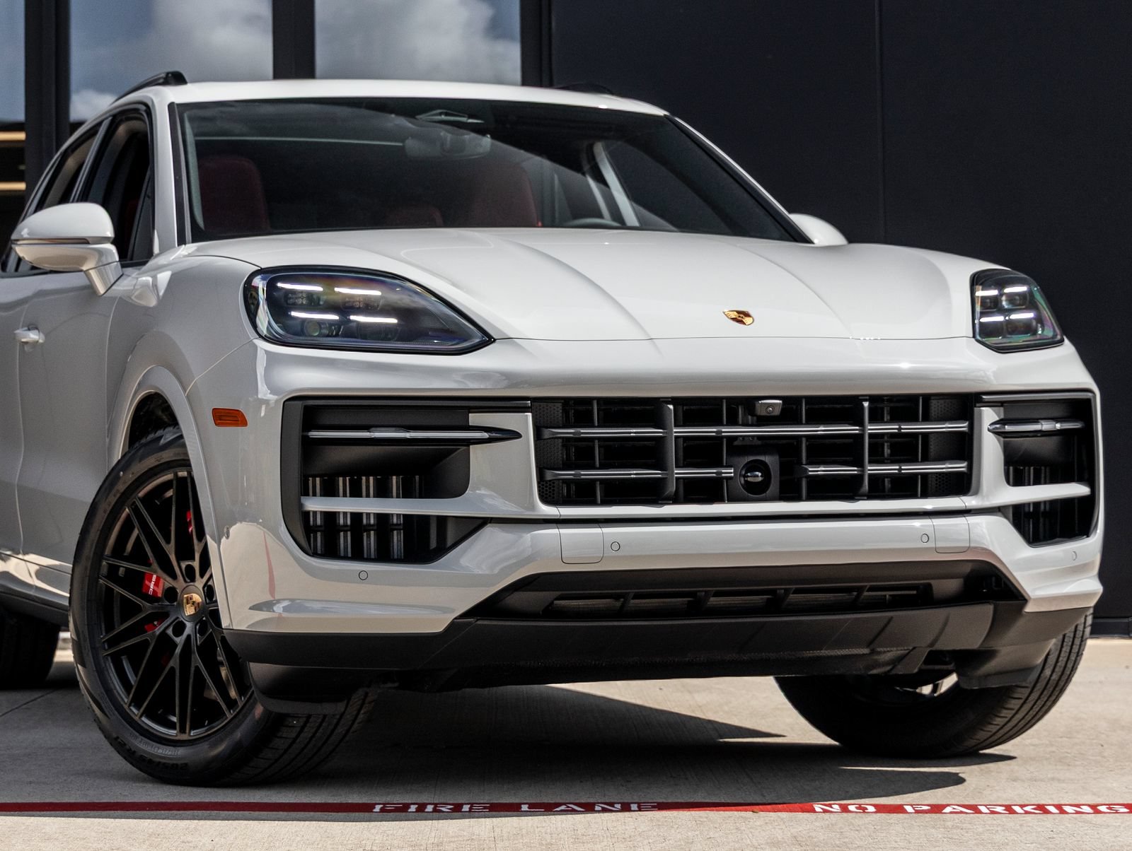 New 2026 Porsche Cayenne S AWD/4WD image 9