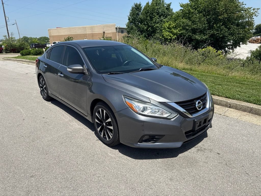 Used 2018 Nissan Altima 2.5 SL FWD image 2
