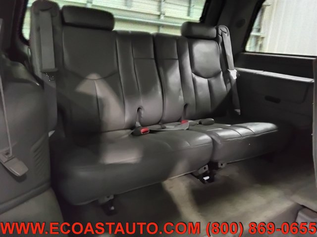 Used 2004 Chevrolet Tahoe Z71 w/ Z71 Preferred Equipment Group AWD/4WD image 17