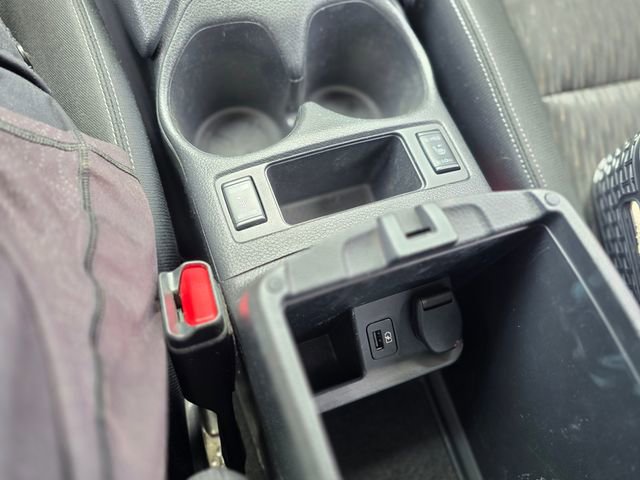 Used 2019 Nissan Rogue SV image 33