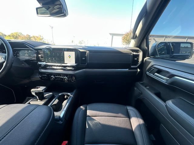 Used 2023 GMC Sierra 1500 SLT w/ SLT Premium Plus Package image 32