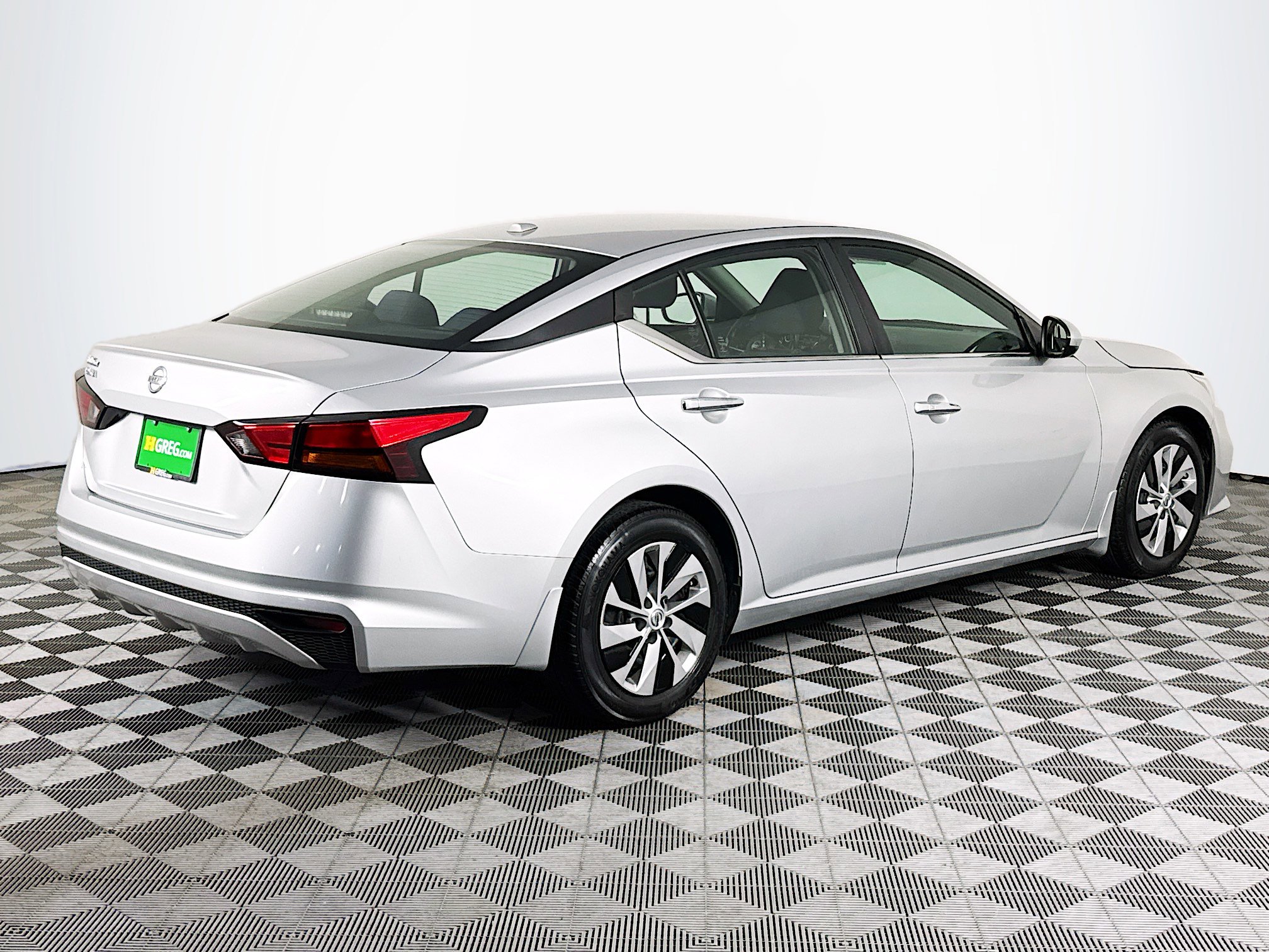 Used 2019 Nissan Altima 2.5 S FWD image 10