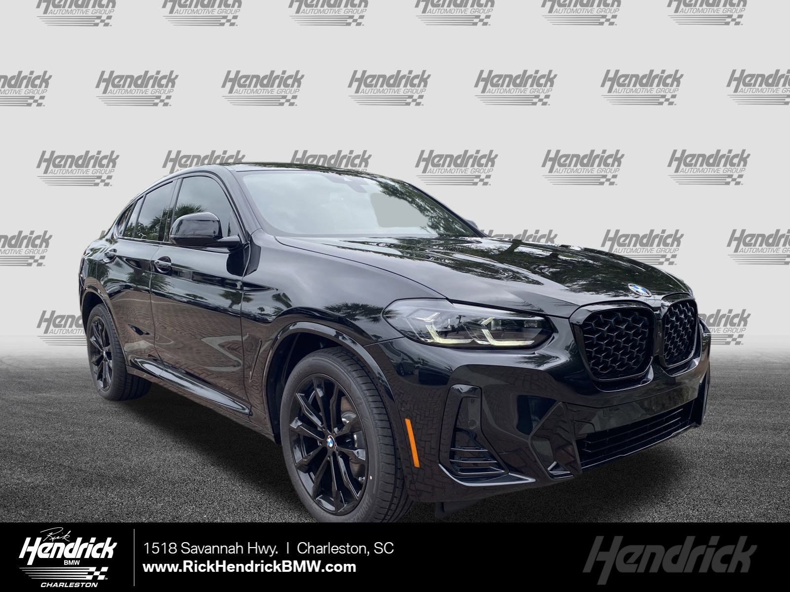 New 2025 BMW X4 xDrive30i w/ Premium Package