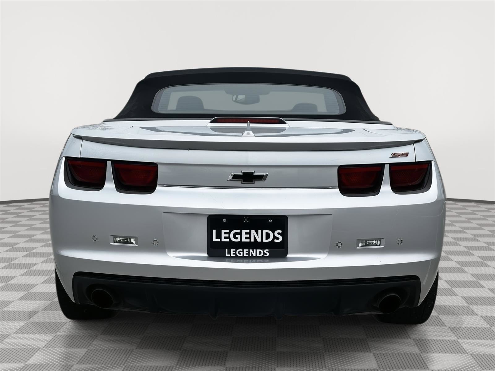 Used 2011 Chevrolet Camaro SS w/ RS Package RWD image 4