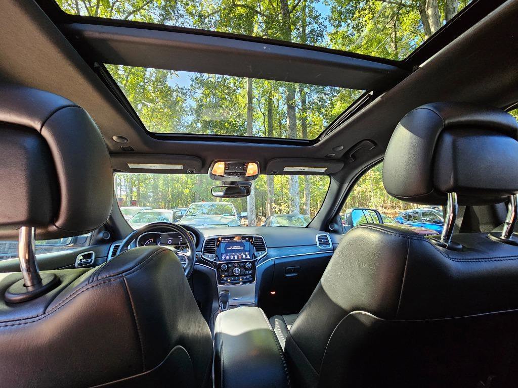 Used 2021 Jeep Grand Cherokee Limited w/ Luxury Group II image 43