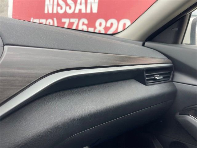Used 2023 Nissan Altima 2.5 SV AWD/4WD image 17