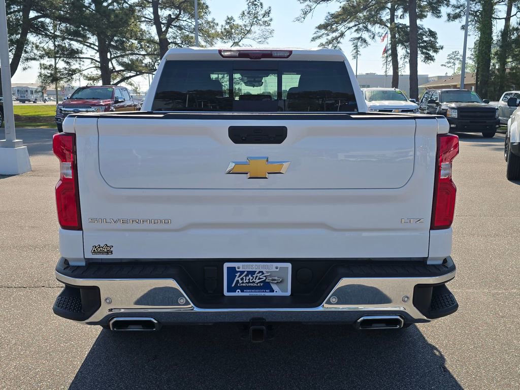 Certified 2025 Chevrolet Silverado 1500 LTZ w/ LTZ Premium Package AWD/4WD image 4