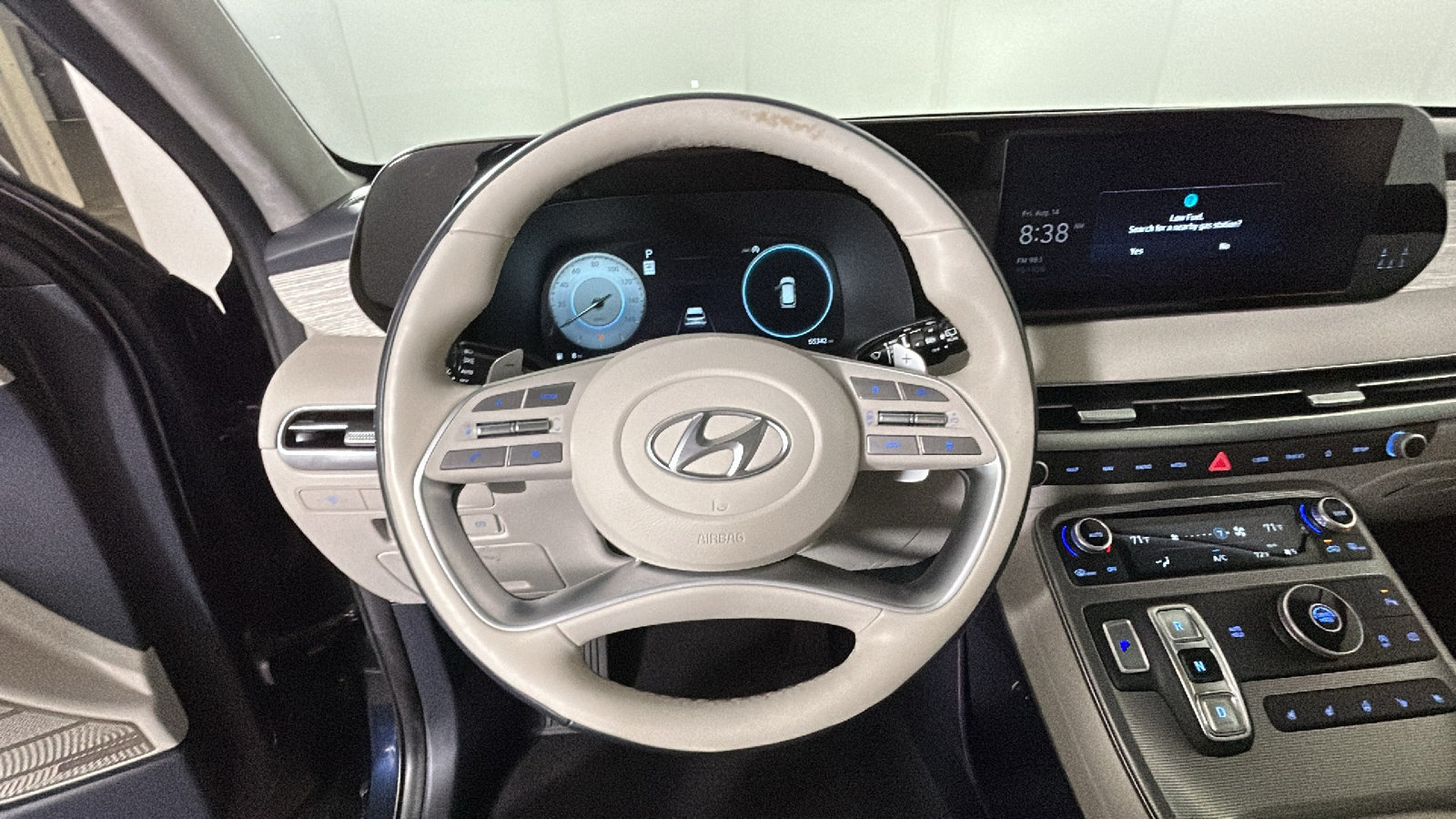 Used 2024 Hyundai Palisade Calligraphy FWD image 17