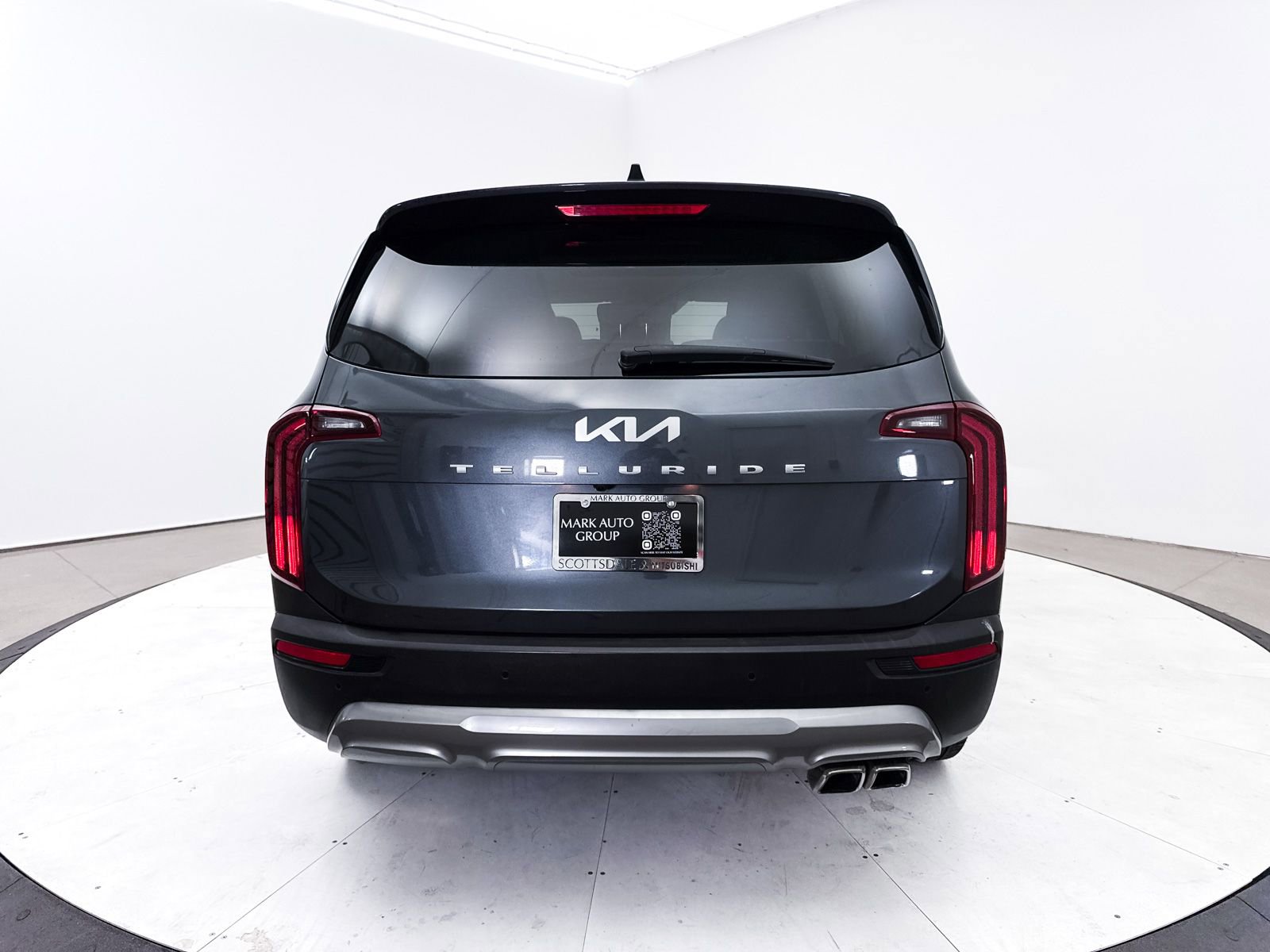 Used 2022 Kia Telluride EX w/ EX Premium Package image 18