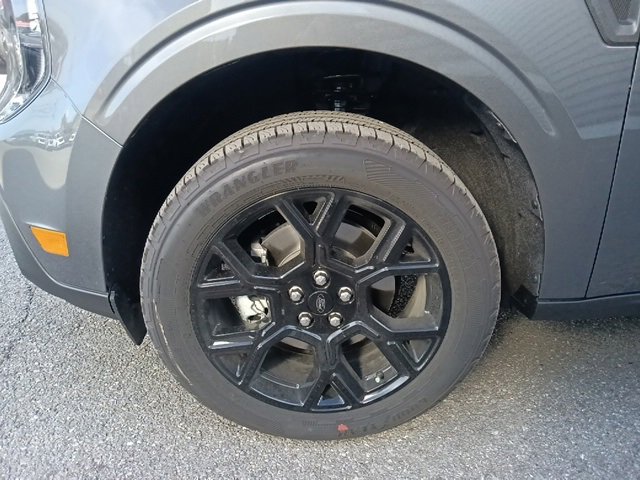 New 2025 Ford Maverick XLT w/ XLT Luxury Package image 10